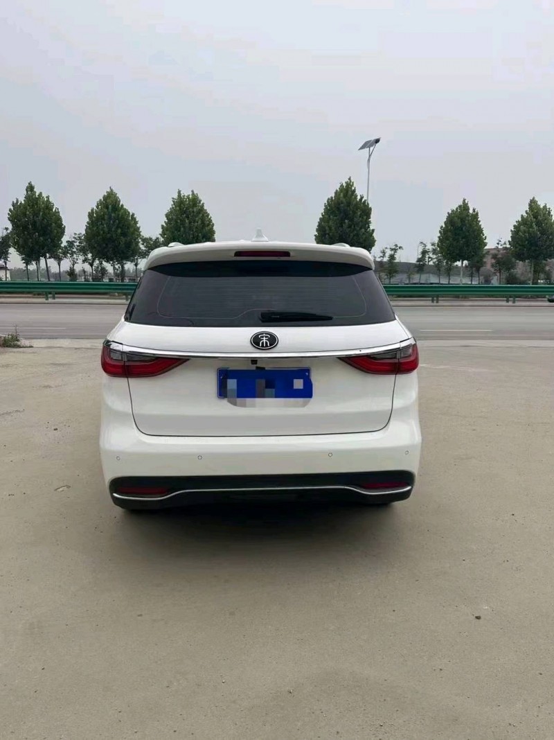 枣庄19年比亚迪宋MAX9