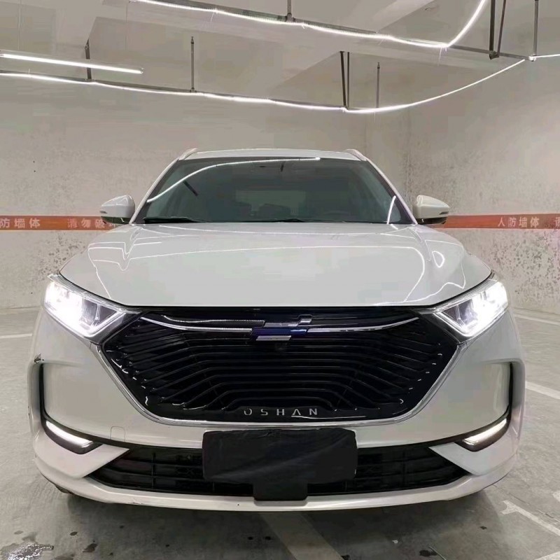 成都20年長安汽車歐尚1