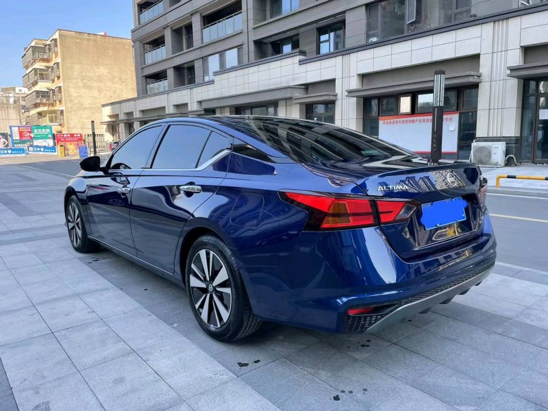 淮南22年日产天籁5