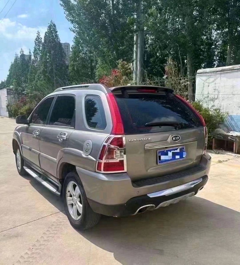 淄博12年起亚狮跑7