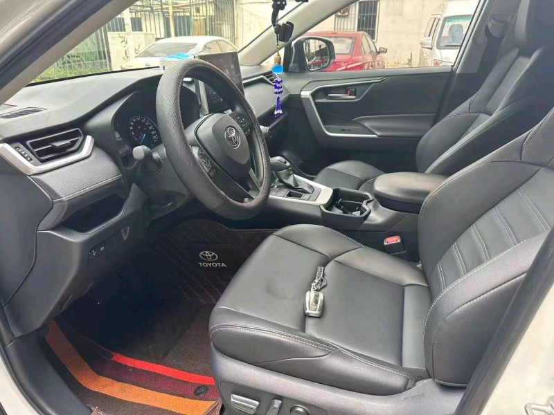 宜昌21年丰田威兰达3