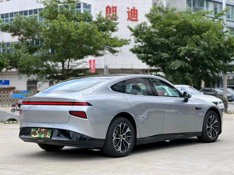 東莞23年小鵬汽車p78