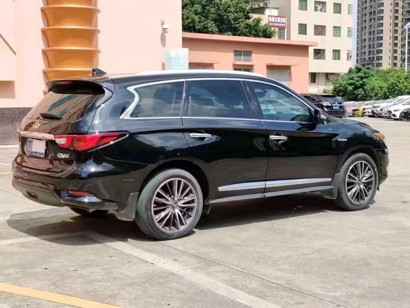 珠海18年英菲尼迪QX605