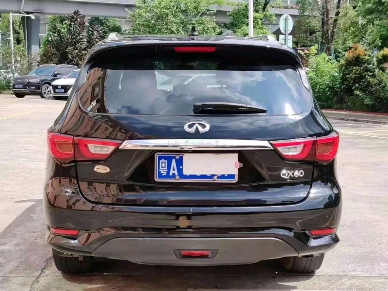 珠海18年英菲尼迪QX606