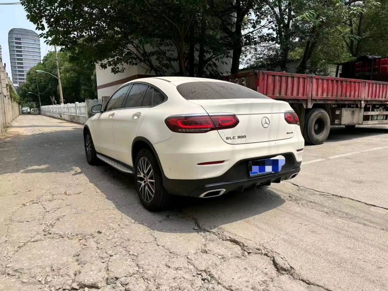 苏州20年奔驰GLC4