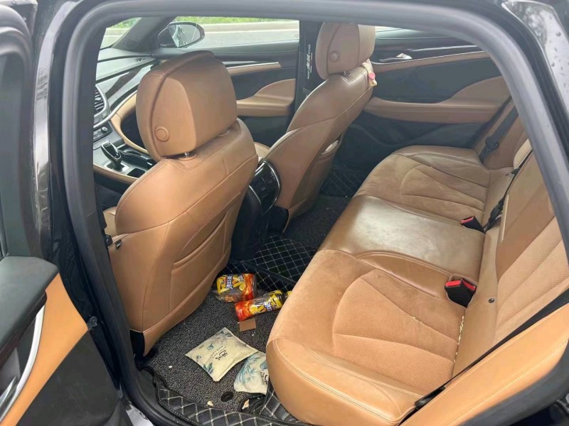 东营18年别克君越5