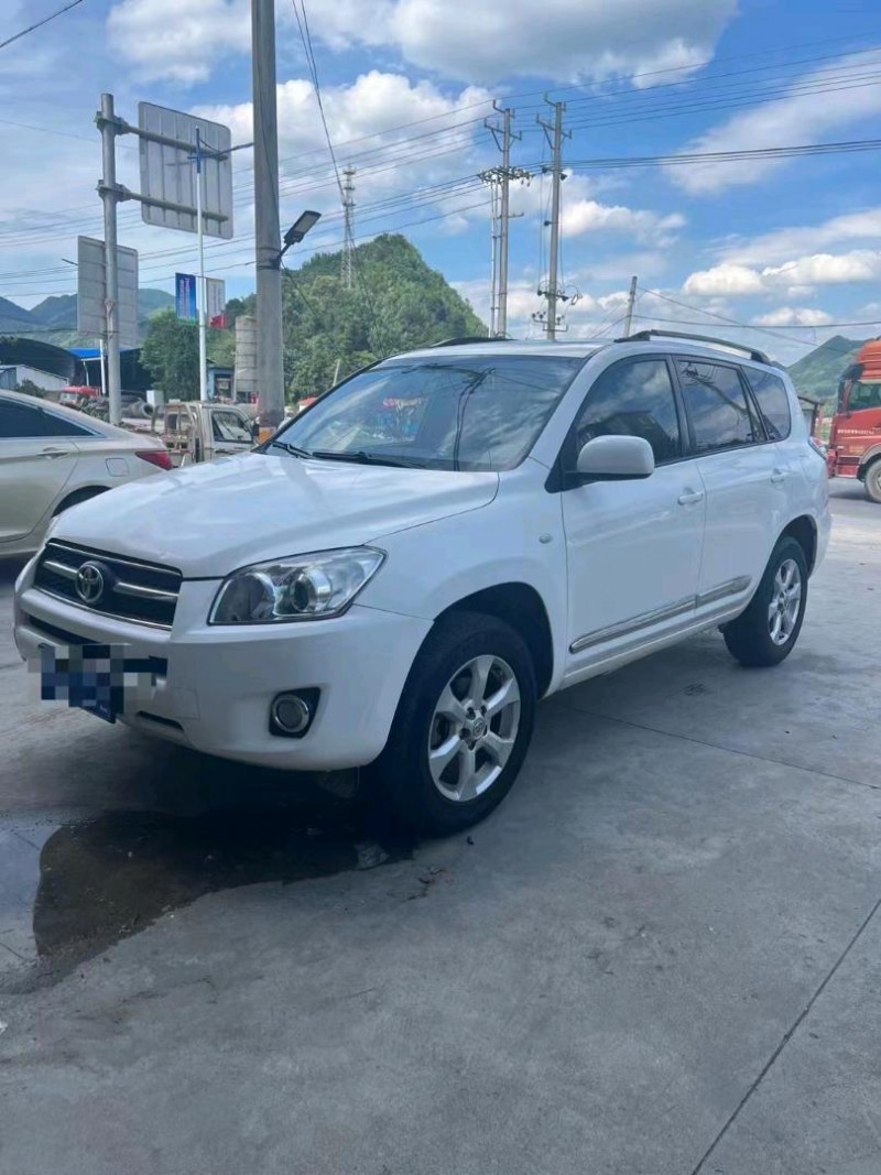 枣庄11年丰田RAV43