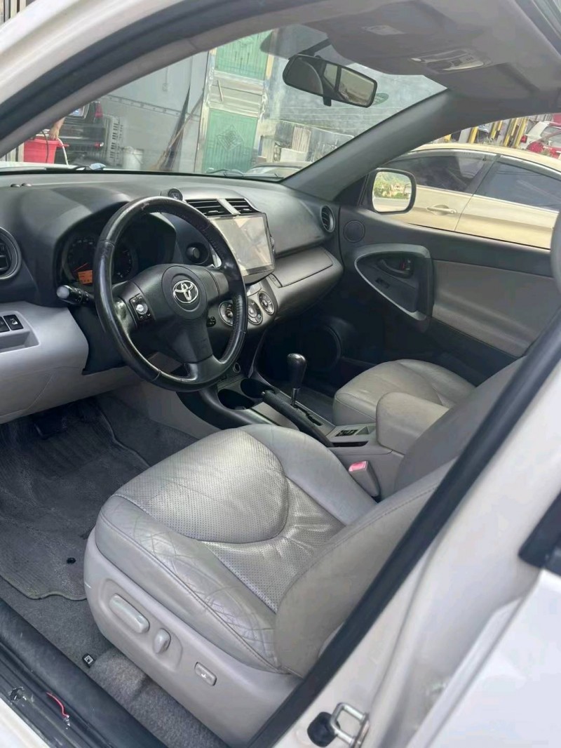 枣庄11年丰田RAV46