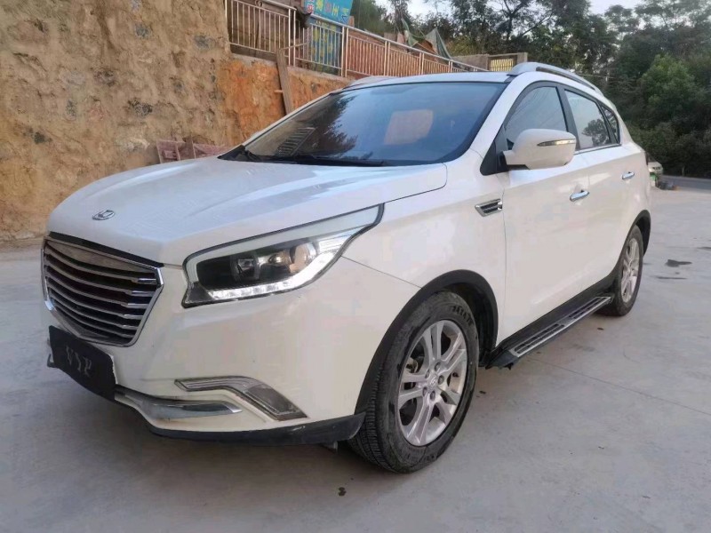 枣庄17年华泰圣达菲2