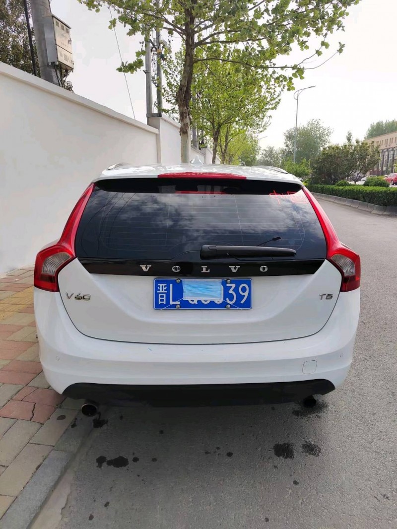 石家庄13年沃尔沃V608