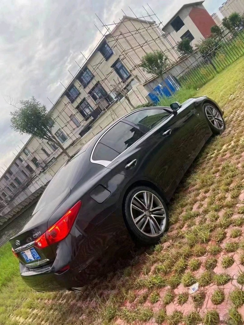 石家庄18年英菲尼迪Q506