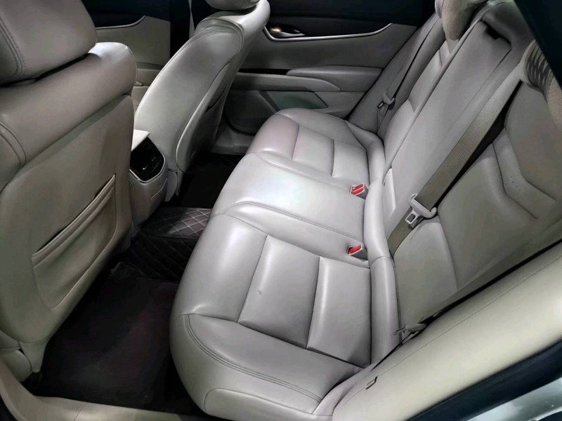 济南17年凯迪拉克XTS5