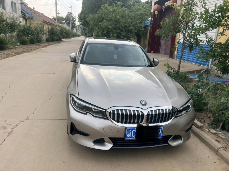 潍坊19年宝马3系1