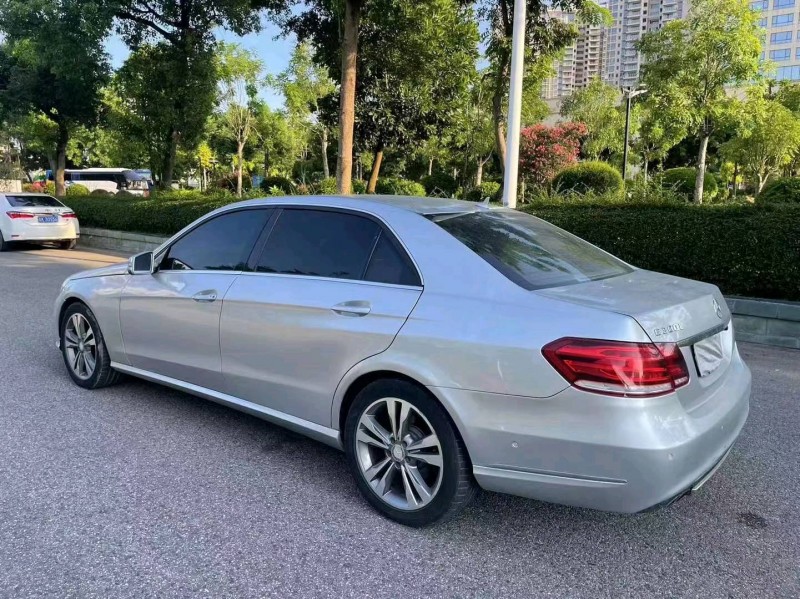 深圳14年奔驰E7