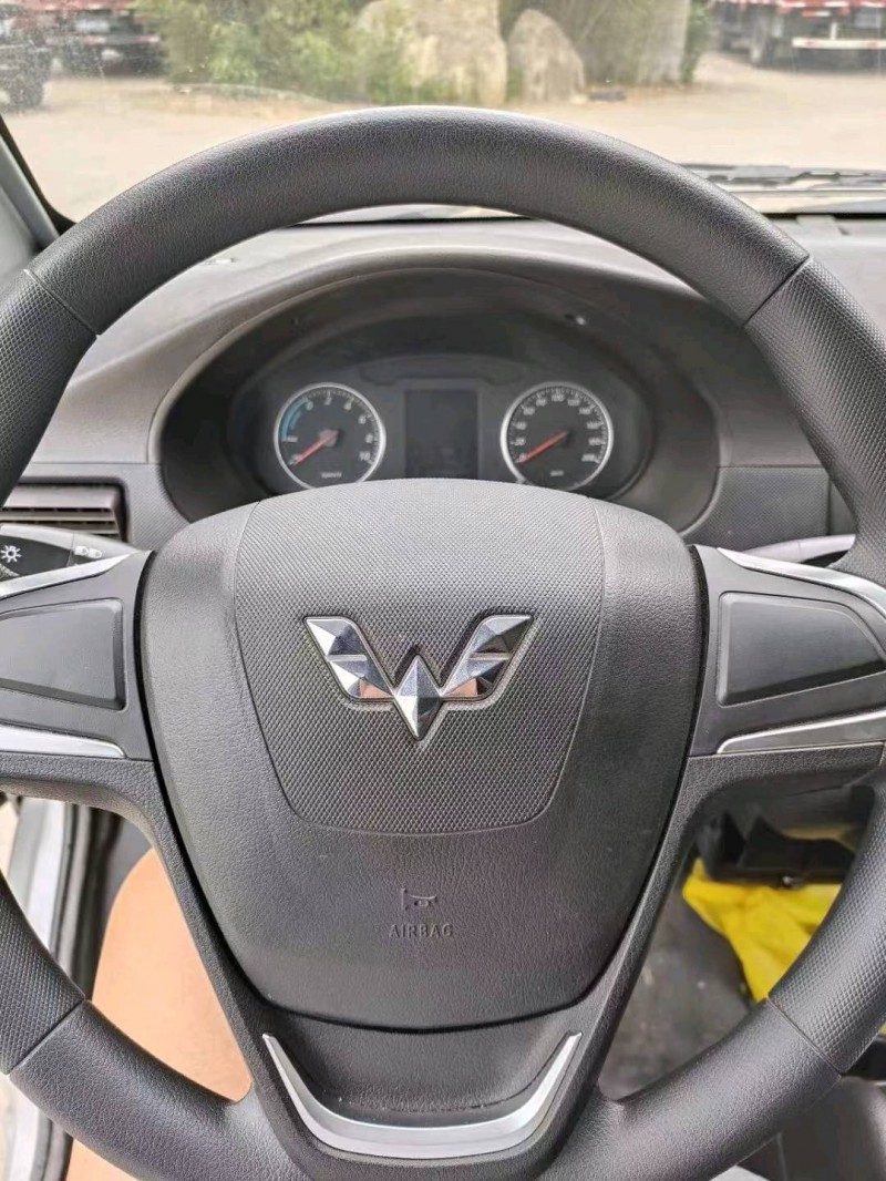 淄博22年五菱汽車榮光5