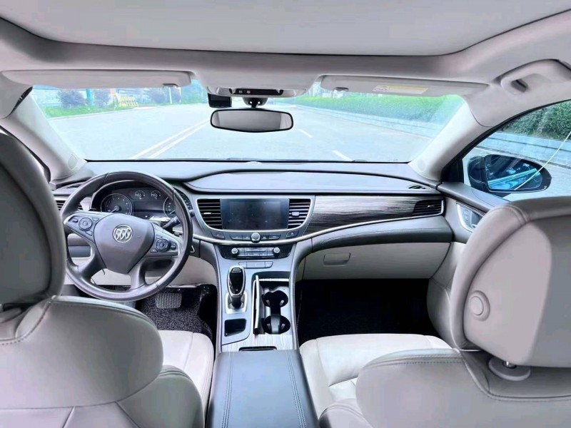 深圳17年别克君越7