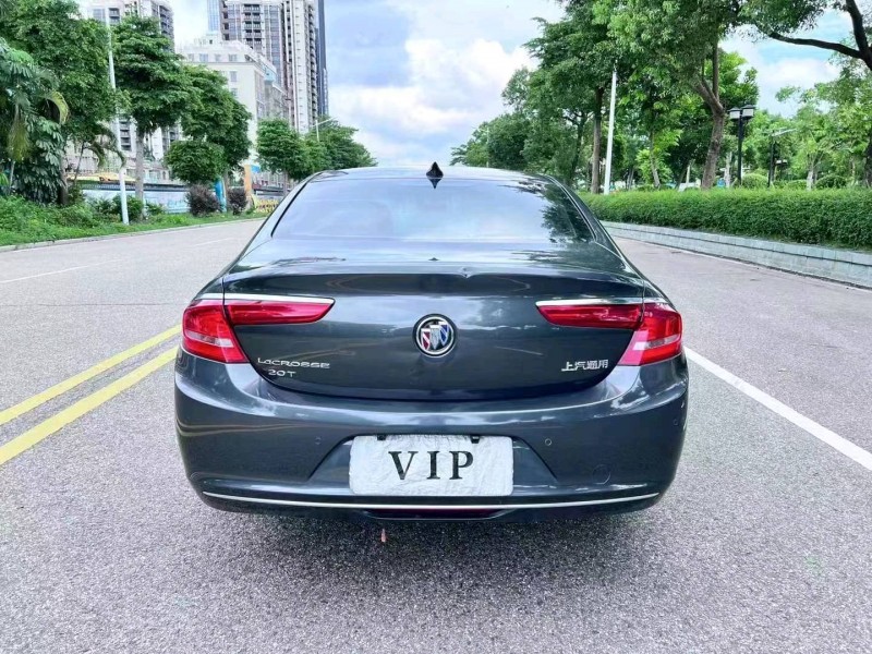 深圳17年别克君越9