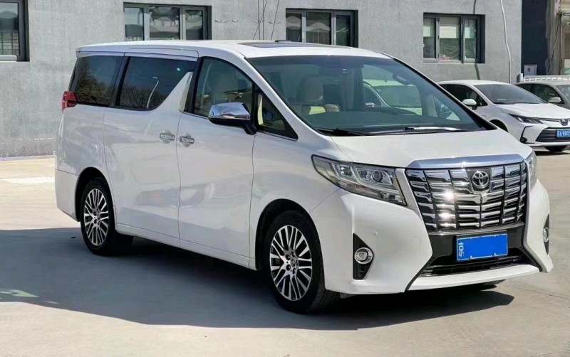 北京18年丰田埃尔法2