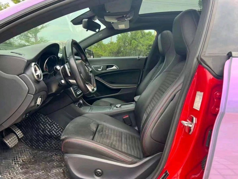 汕头16年奔驰CLA7