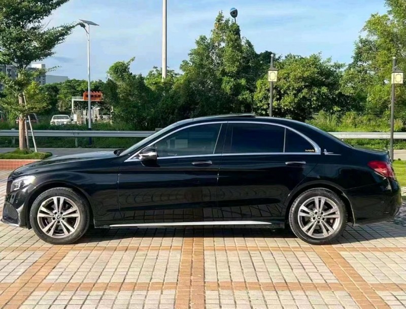 珠海17年奔驰C3
