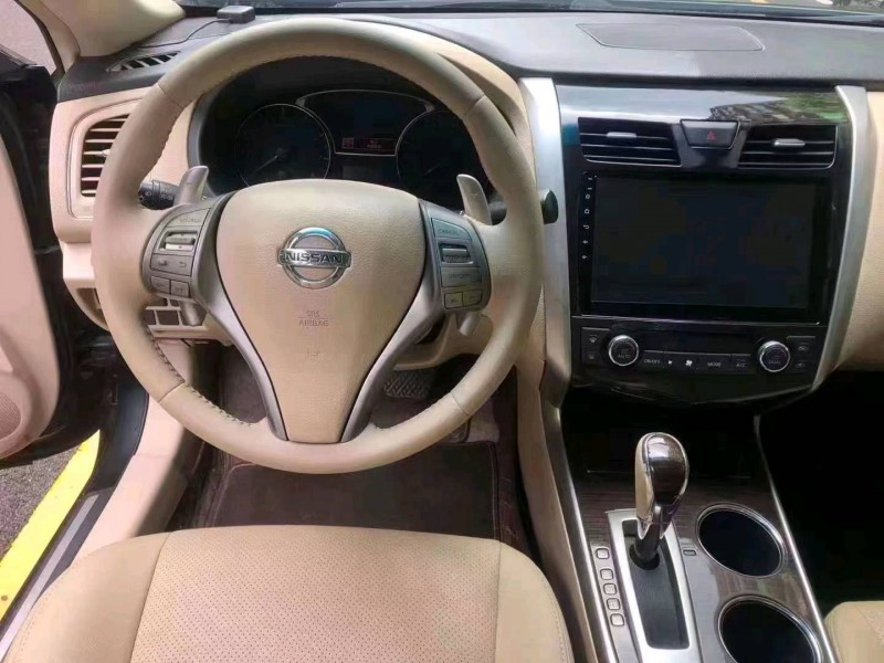 佛山13年日產天籟8