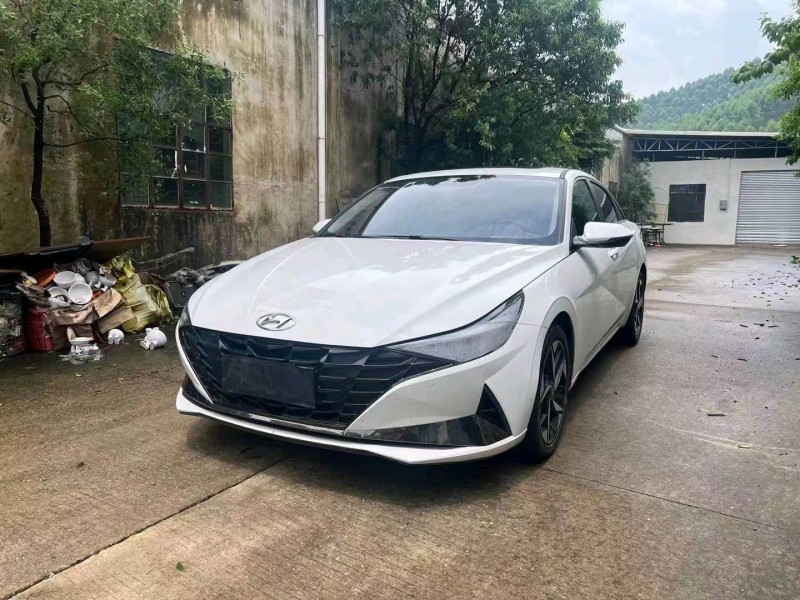 珠海22年现代伊兰特2
