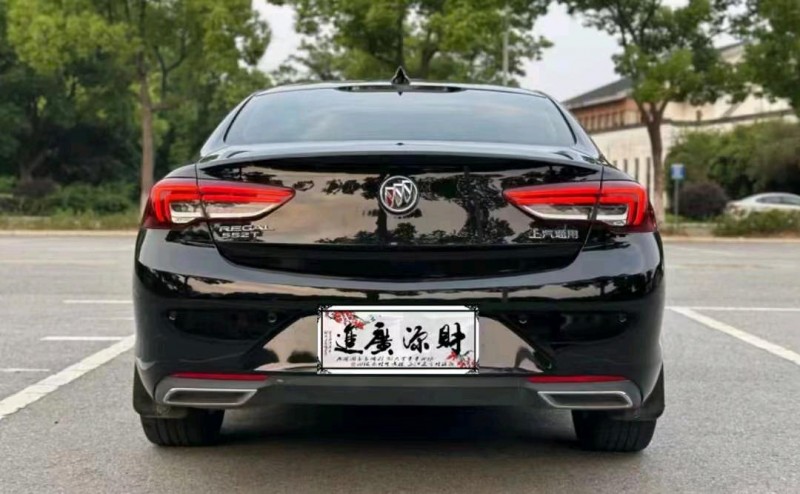 珠海21年别克君威7