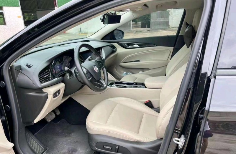 珠海21年别克君威8