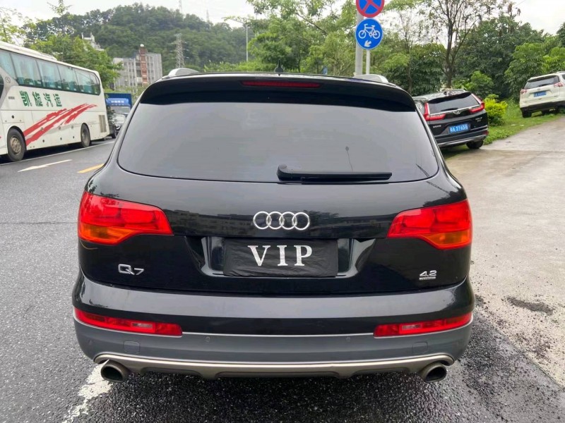 广州08年奥迪Q75