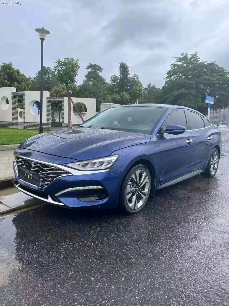 珠海20年现代菲斯塔2