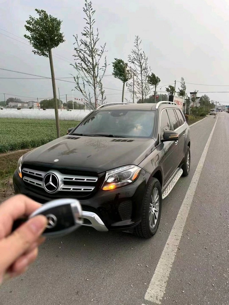 济南17年奔驰GLS2