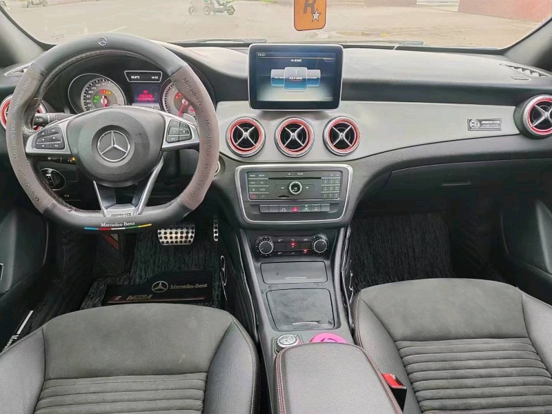 济南15年奔驰CLA5