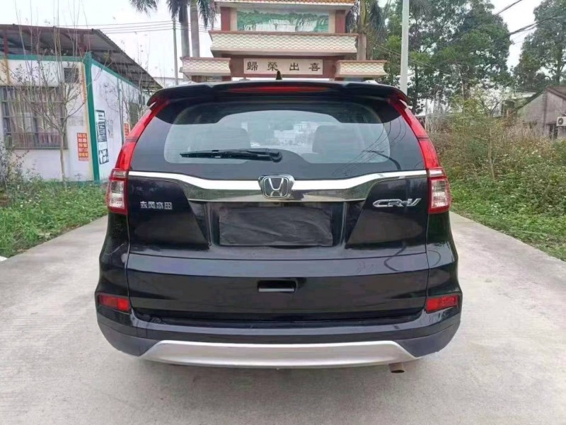 汕头17年本田CRV2
