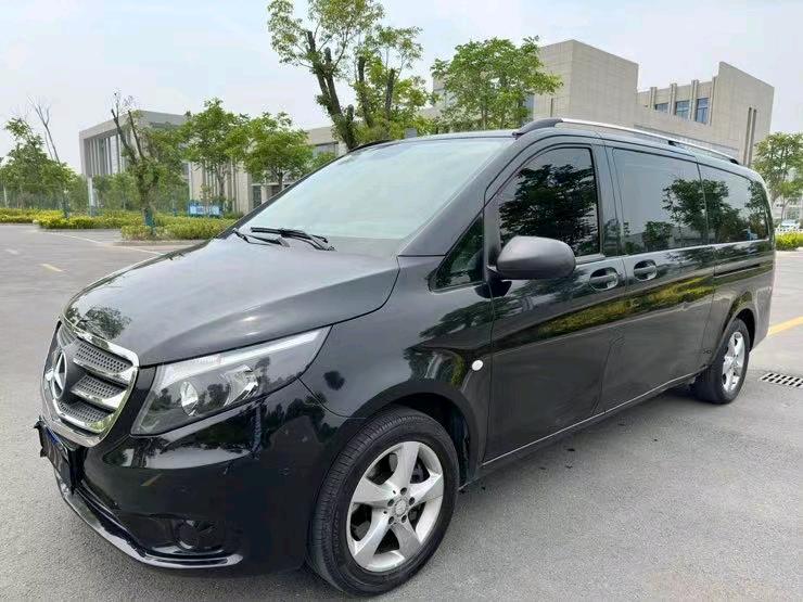 盐城17年奔驰威霆2