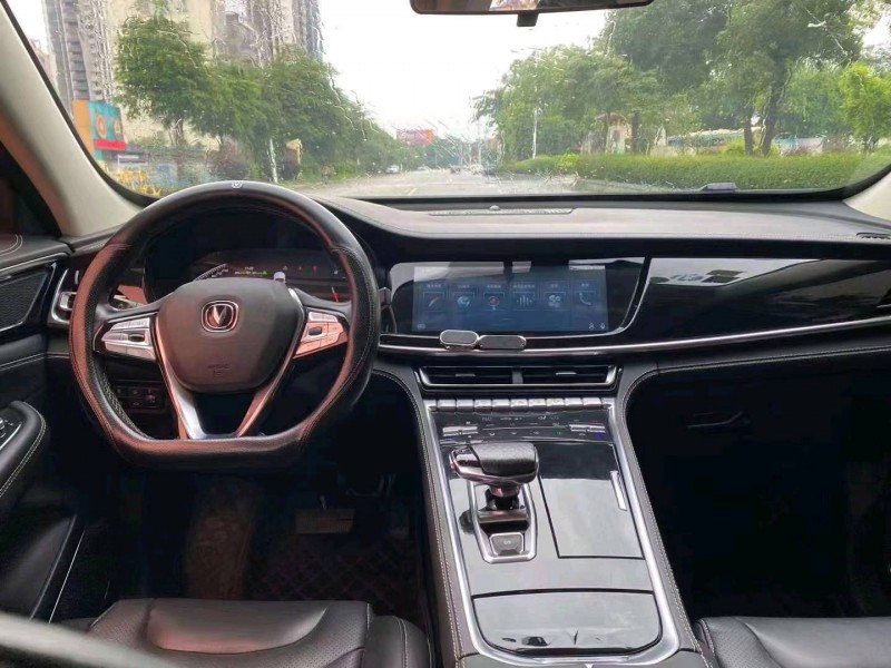 珠海19年長安汽車CS857