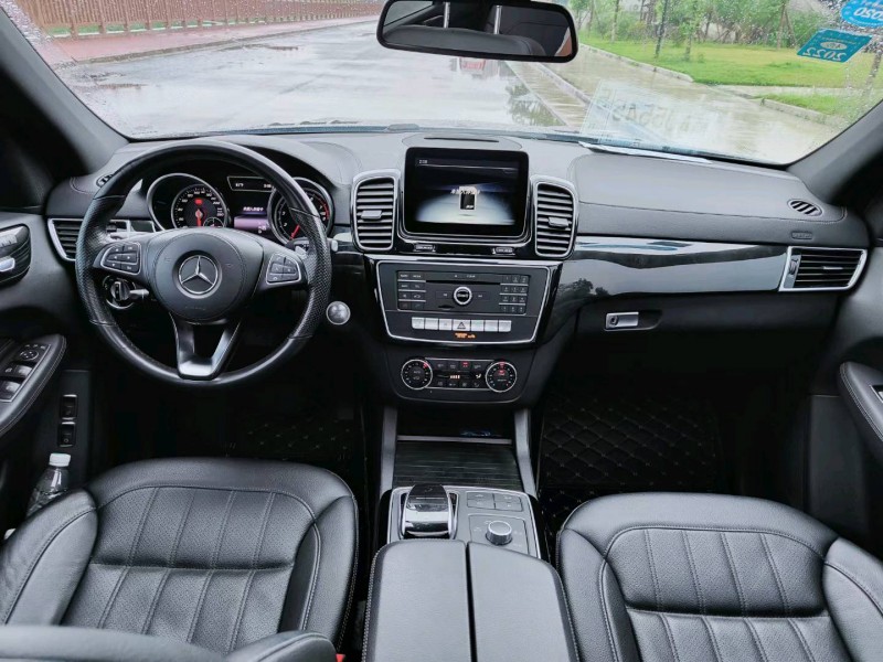 广州18年奔驰GLS5