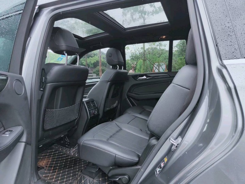 广州18年奔驰GLS7