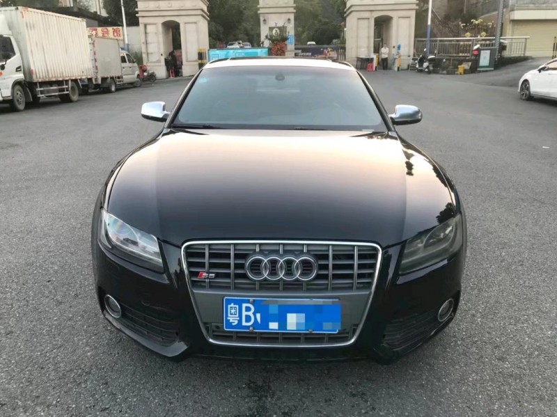 广州12年奥迪S51