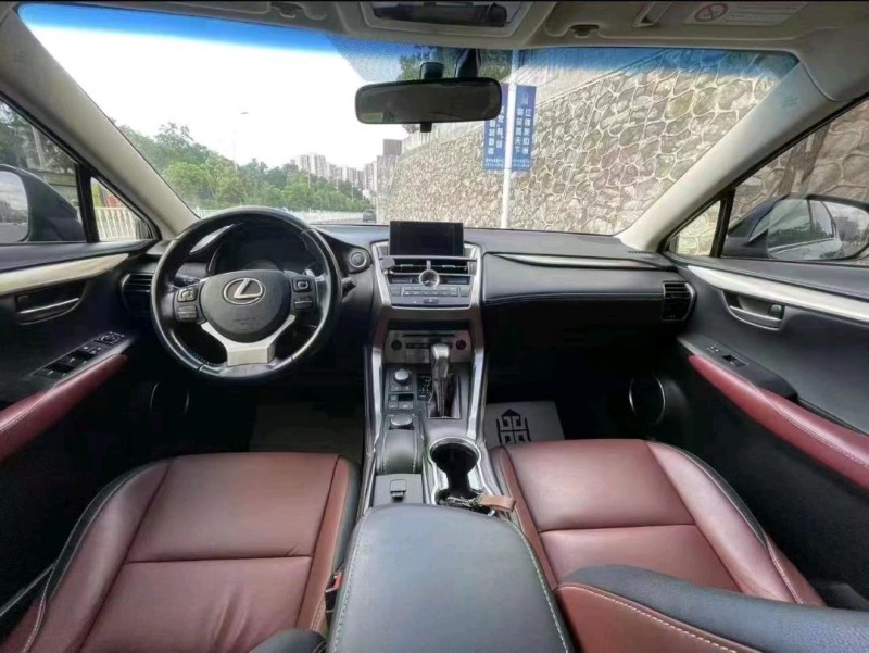珠海15年雷克萨斯NX9