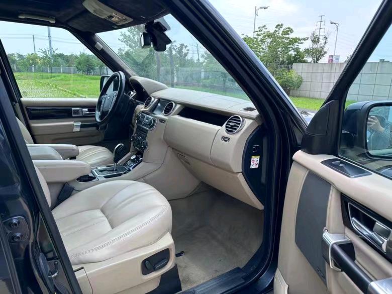 盐城11年路虎发现5