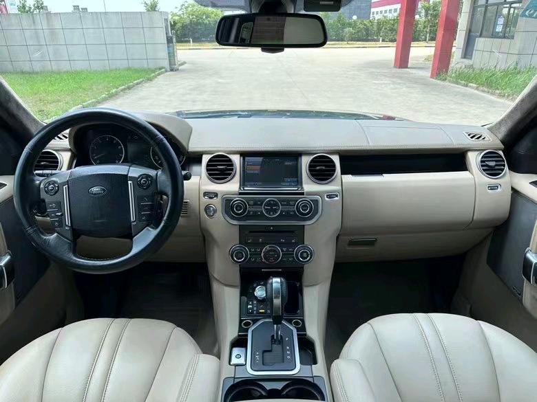 盐城11年路虎发现6