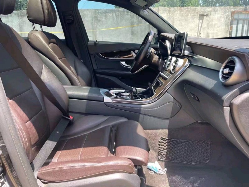 枣庄19年奔驰GLC5