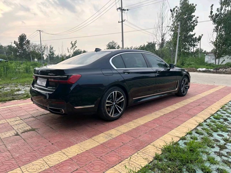 徐州20年宝马7系8