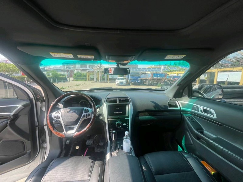 徐州15年福特探险者5