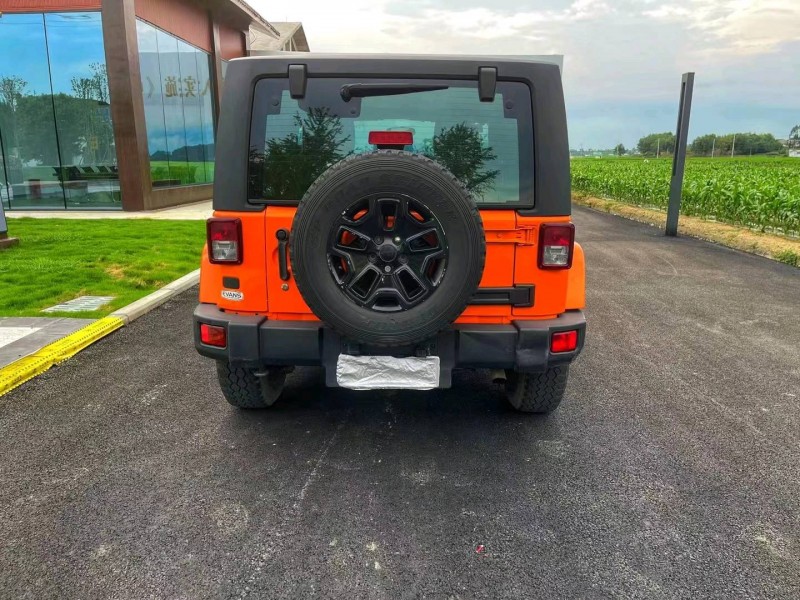 攀枝花13年Jeep牧馬人6