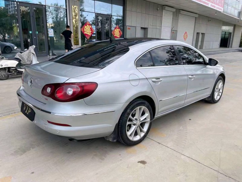 济宁11年大众CC8