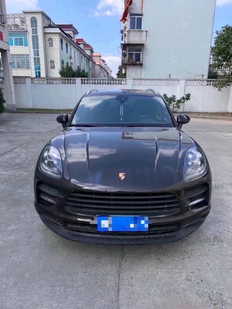 嘉兴20年保时捷Macan1