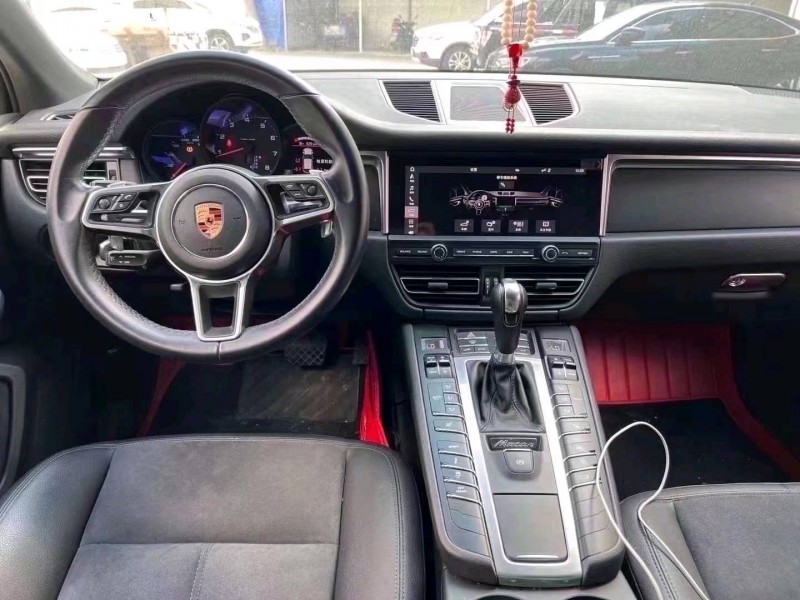 嘉兴20年保时捷Macan2
