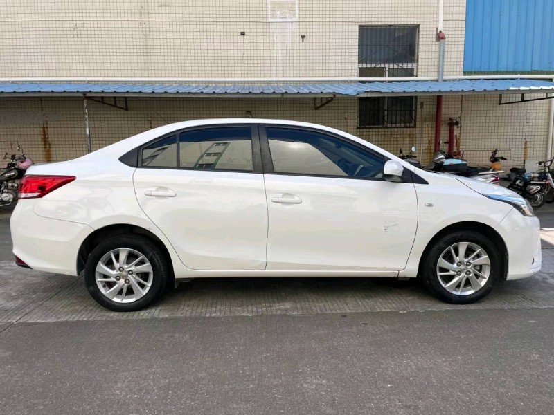 中山18年丰田YARiS L 致享2