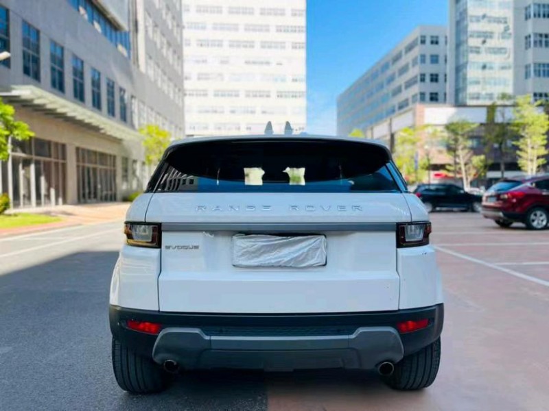 东莞17年路虎极光9